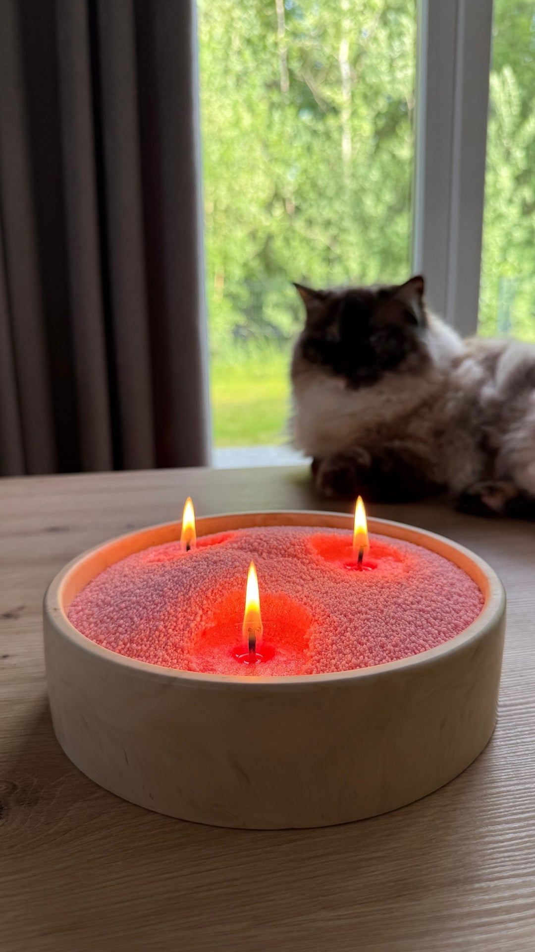 unscented_or_scented_pearled_candle.jpg
