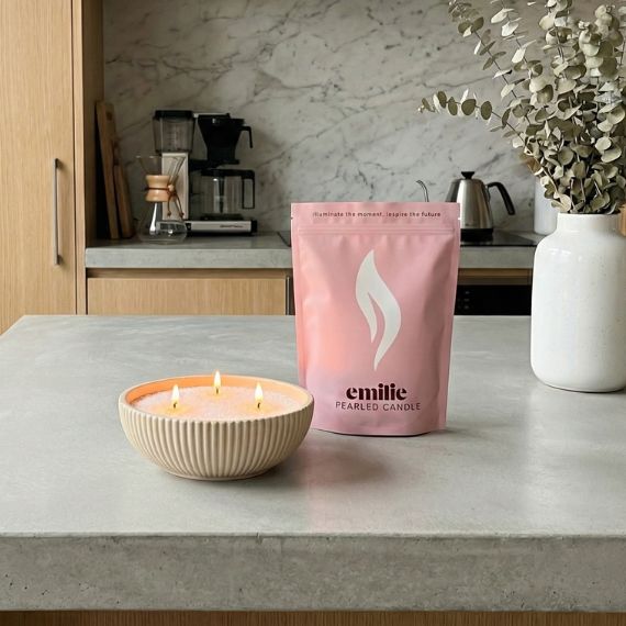 Set & Save - 1kg Pearled Candle + Handmade Vase