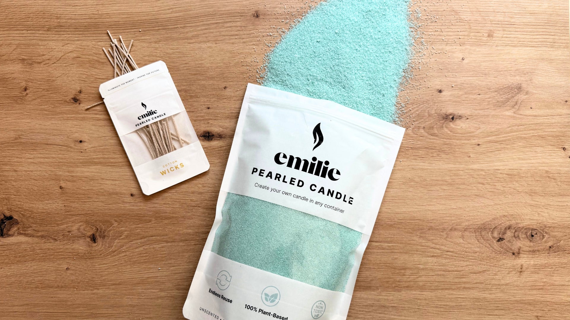 emilie_pearled_candle_twilight_blue_1.jpg