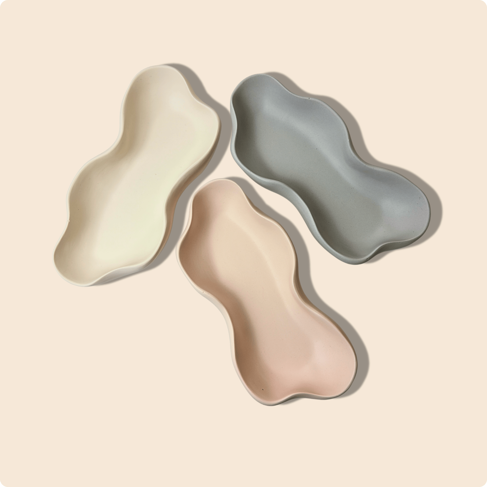 Wave Bowl – Handmade Decorative Vase in Sandstone, Blush Dawn & Moonstone - Emilie Candle