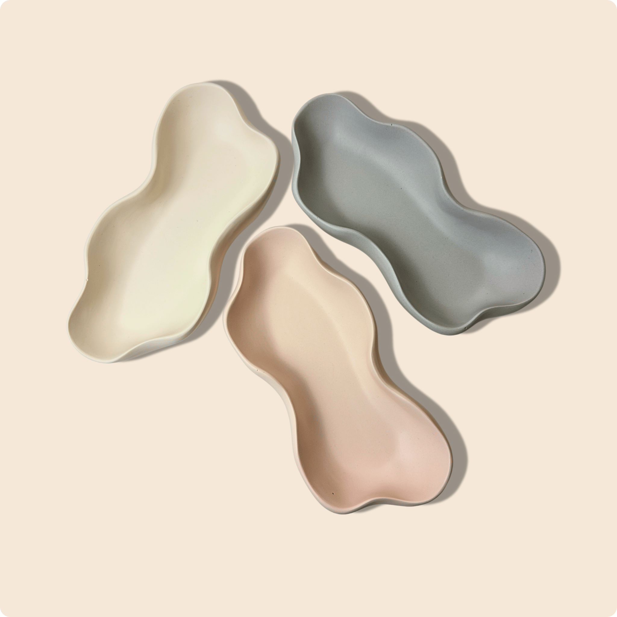Wave Bowl – Handmade Decorative Vase in Sandstone, Blush Dawn & Moonstone